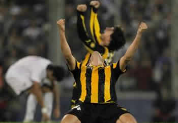 Penarol in finale di Libertadores dopo 24 anni